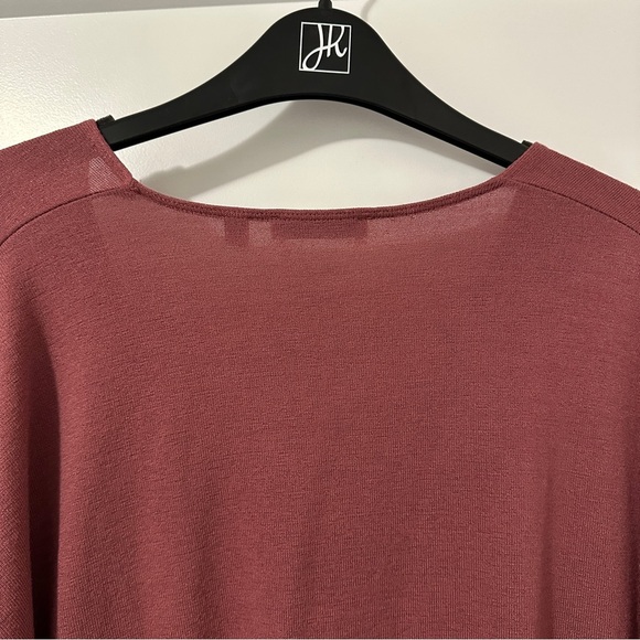 Wilfred Free Aritzia Raspberry Maroon Long Sleeve Flowy Top Size Small Women’s - Picture 6 of 8